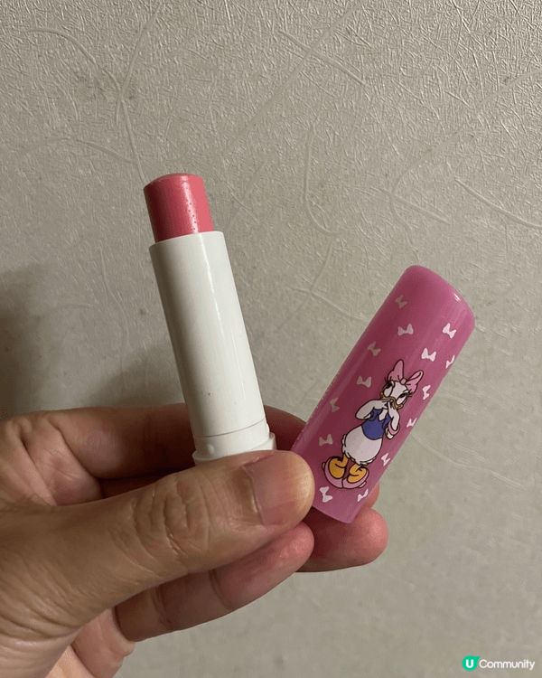 每到冬天，嘴唇都係第一個投降。風吹兩陣，就乾到起皮，講嘢都覺...