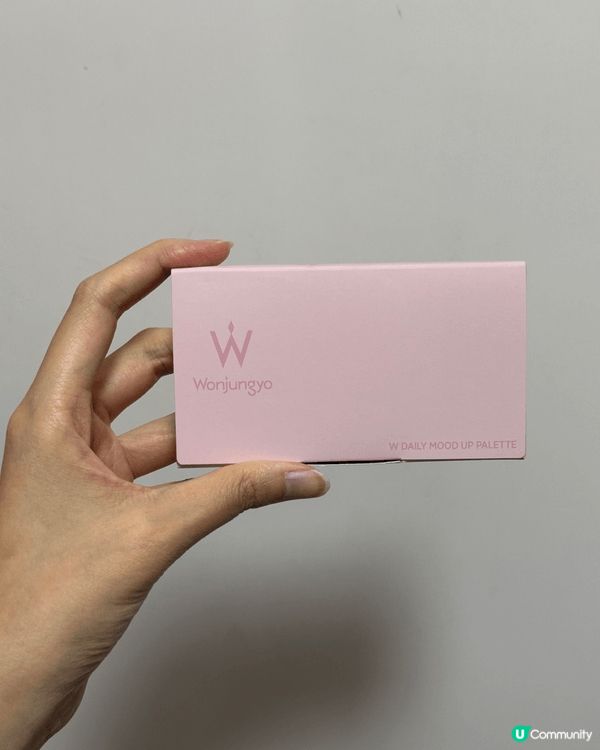 日本買既眼影，配色夠曬日常仲要有埋胭脂色，一盒勁方便搞掂成塊...