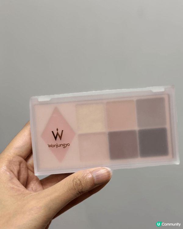 日本買既眼影，配色夠曬日常仲要有埋胭脂色，一盒勁方便搞掂成塊...