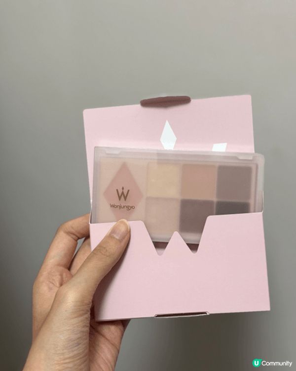 日本買既眼影，配色夠曬日常仲要有埋胭脂色，一盒勁方便搞掂成塊...