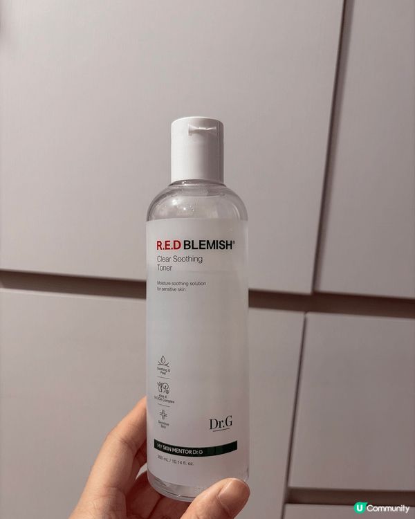 我每天都會使用這三個產品，讓我能改善暗瘡的情況，皮膚的吸收和...