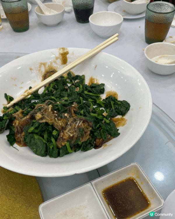 呢排大寶煎肉餅好紅，其實我屋企樓下間茶餐廳都好正，佢可以做一...