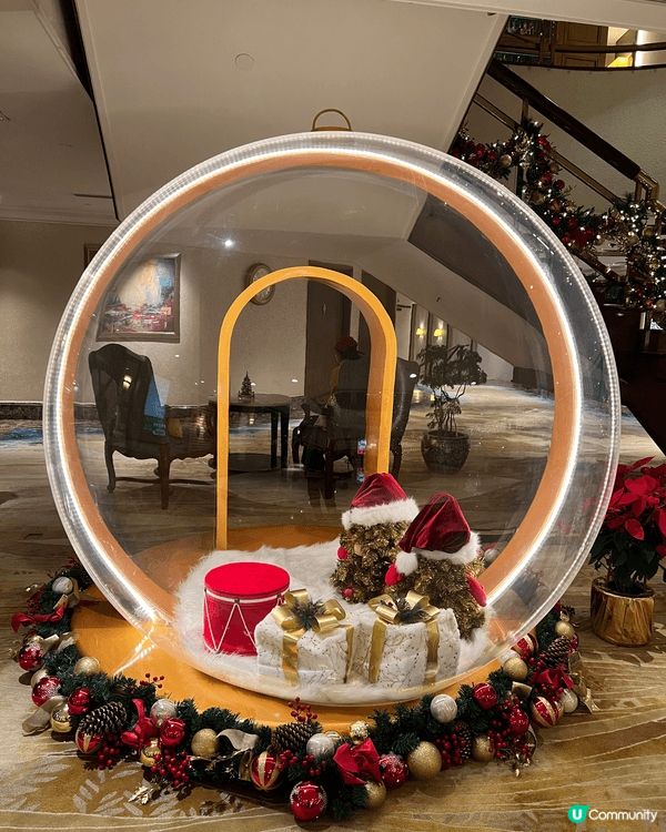 AMC深灣遊艇會，中西餐廳都有，娛樂多元化，可惜需要會員帶入...