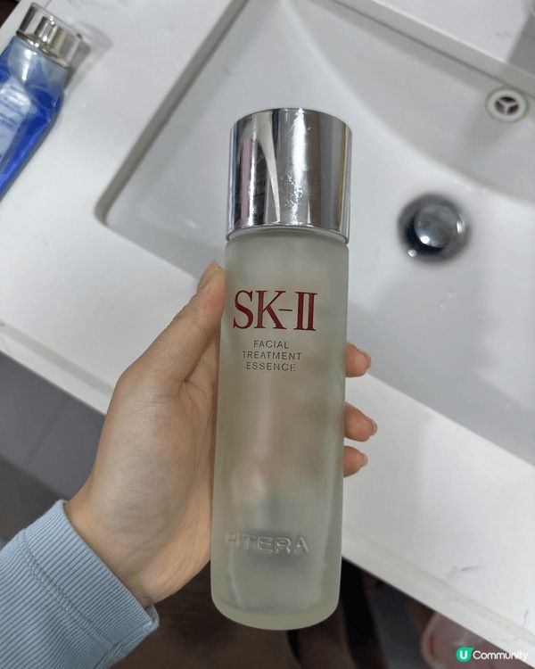 手上呢支ANESSA防曬好啱敏感肌用，質地清透；MUF cu...
