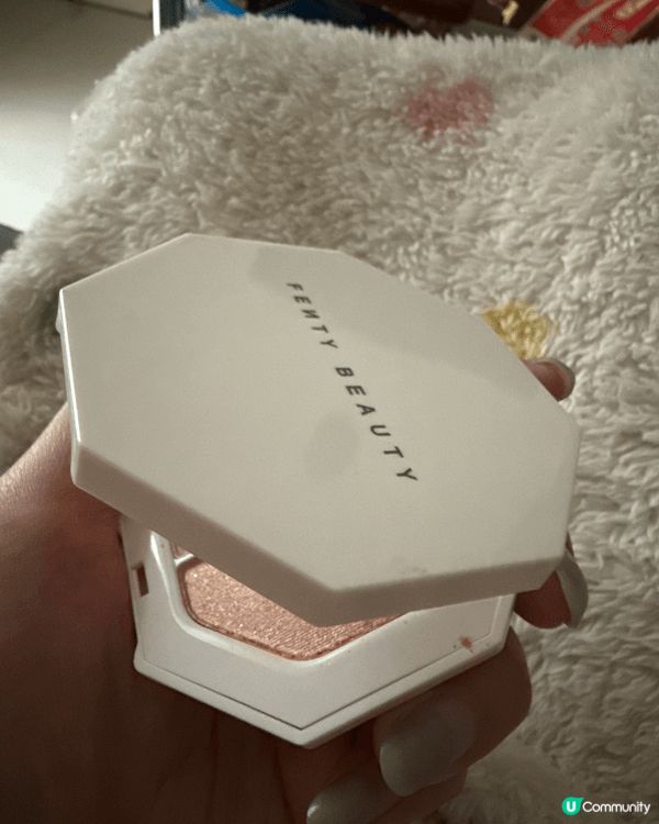 最近愛用clio嘅mesh glow cushion，乾皮用...