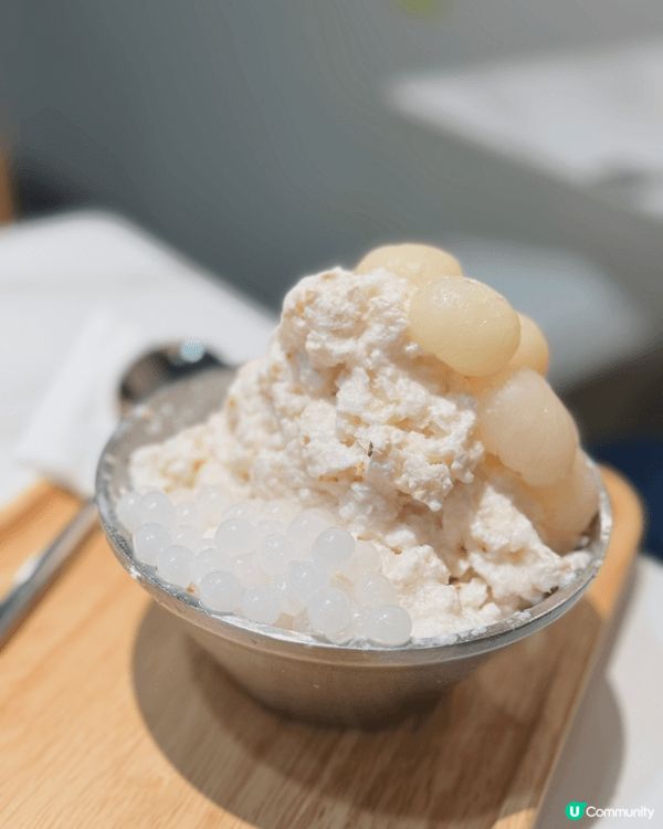 【#旺角美食】超滑足料椰皇燉蛋白‼️超多款中西式甜品選擇‼️