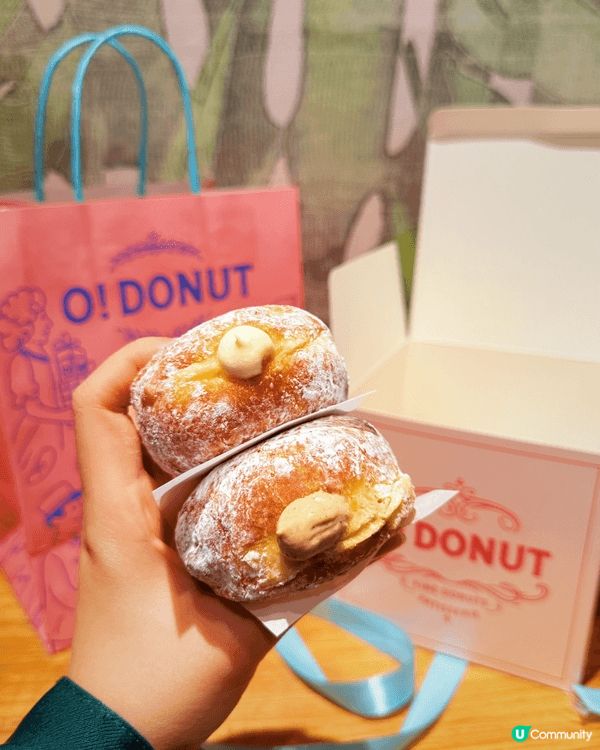 聖誕節最開心就係收到靚靚嘅禮物，半島嘅曲奇餅、TST新開嘅冬...