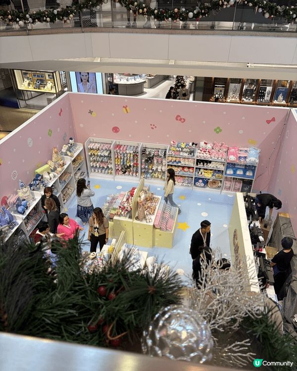 活動是又一城在聖誕節限定的活動 Sanrio X Baby ...