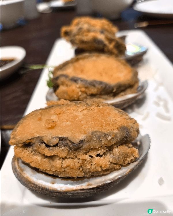 午巿任食點心，問月酒店中菜餐廳＜大宅＞，大宅由擁三十多經驗的...