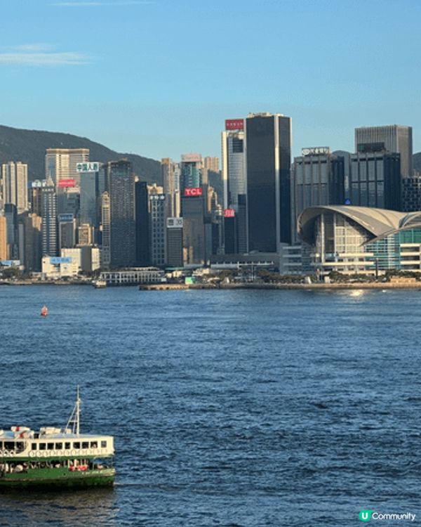 跑馬地快活谷馬場： 每逢星期三夜晚開party 定期有不同主...