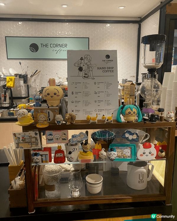 呢度係The Corner Coffee , 位於灣仔附近，...