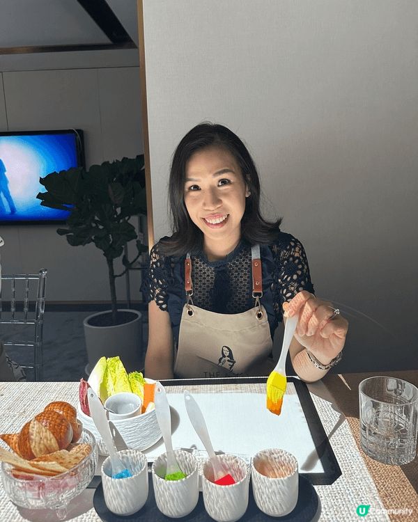 喺香港出去食飯想特別啲，去哩度食就可以又玩又食啦。一個好特別...