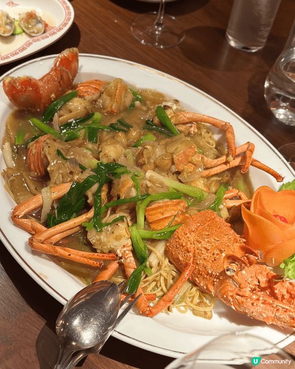 口利福 (Ho Lee Fook) 是香港中環一家