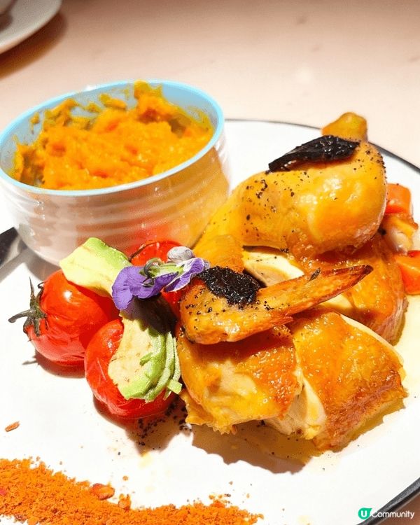 香港超多裝修花盡心思嘅小眾餐廳氛圍好好，好啱打卡之餘，嘢食都...