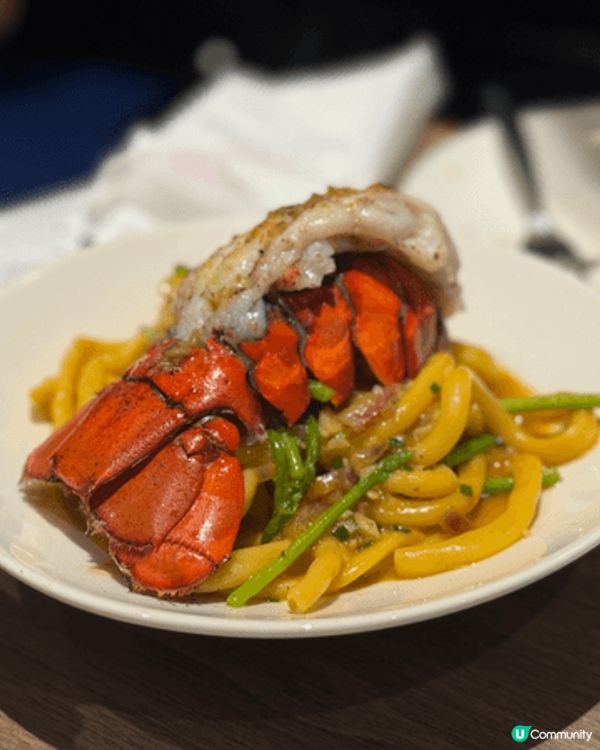 元朗這間以貓貓為主題的「貓耳朵」～店內外都充滿可愛貓咪元素，...