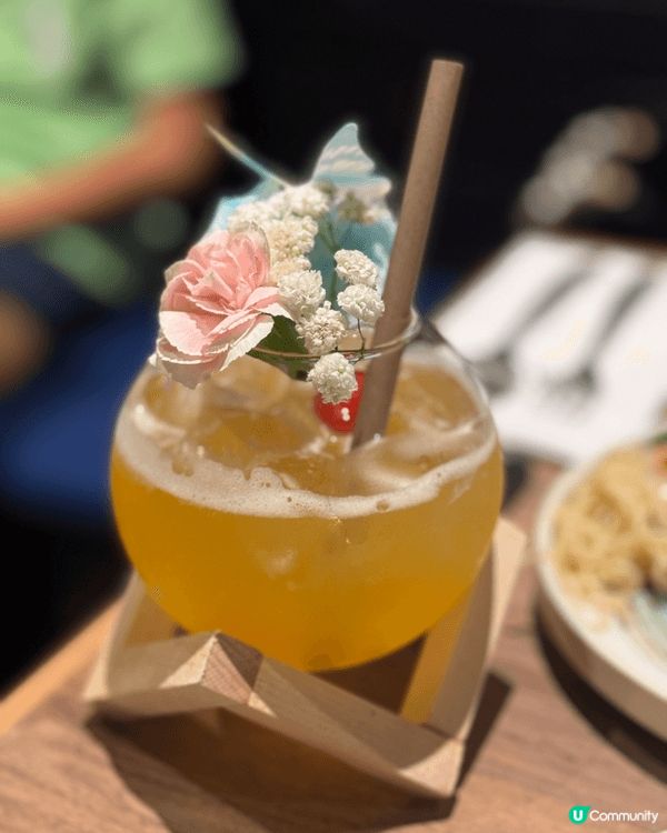 元朗這間以貓貓為主題的「貓耳朵」～店內外都充滿可愛貓咪元素，...