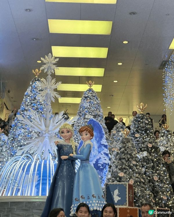 海港城迪士尼聖誕樹，有多款迪士尼朋友可以打卡照相，又可以同e...