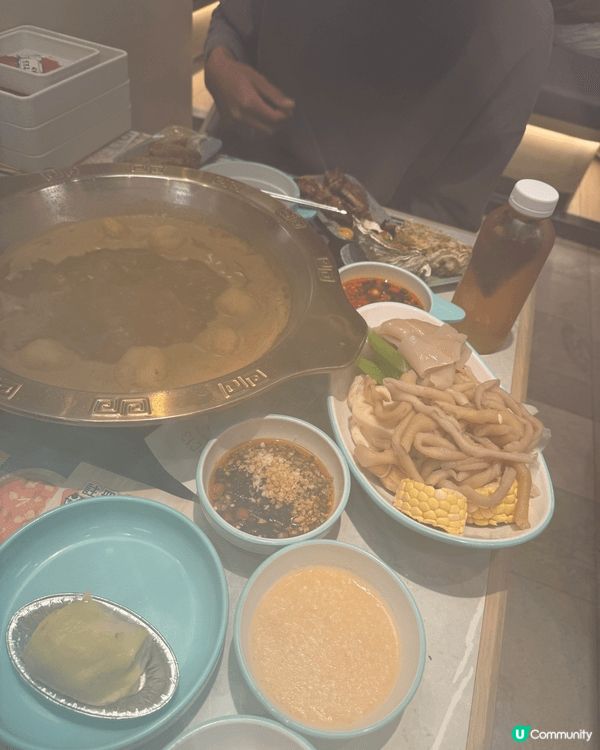 千海水產，嘢食嘅種類有好多，無論海鮮同埋熟食都好好食