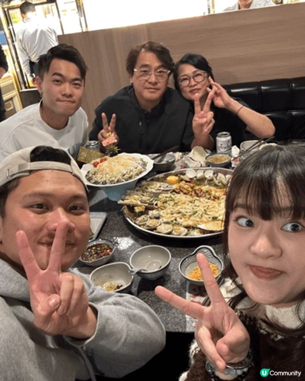 這幾幅圖片是在香港斗滾拍攝的，當天是爸爸的生日，餐廳贈送了一...
