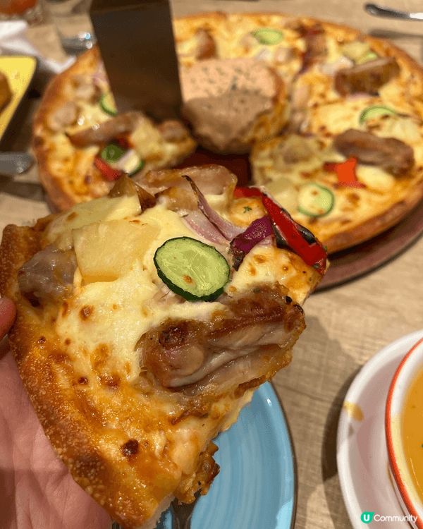 Pokemon走入pizza hut嘅角度！