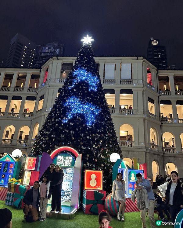 今年聖誕緊係要去中環同灣仔打下卡，啲投映加音樂真係好好氣氛架...