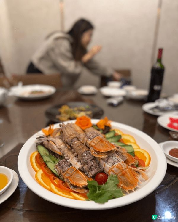 餐廳「賀賀澤」，潮州話「好好食」的意思。他們在尖沙咀山林道是...