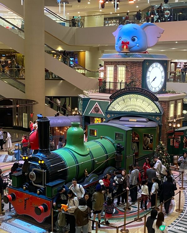 火車捐山窿，聖誕嚟咗太古廣場