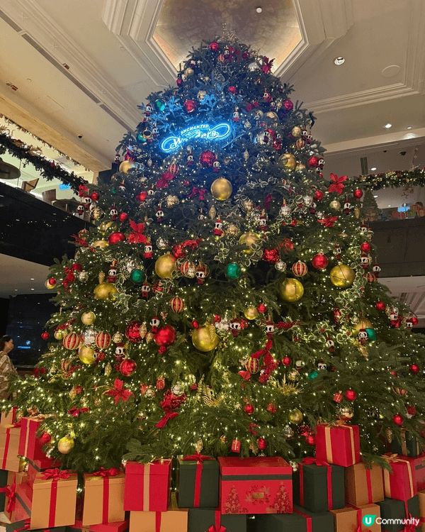 在尖沙咀的九龍香格里拉大堂酒廊，最新推出的「甜蜜月韻」❤️系...