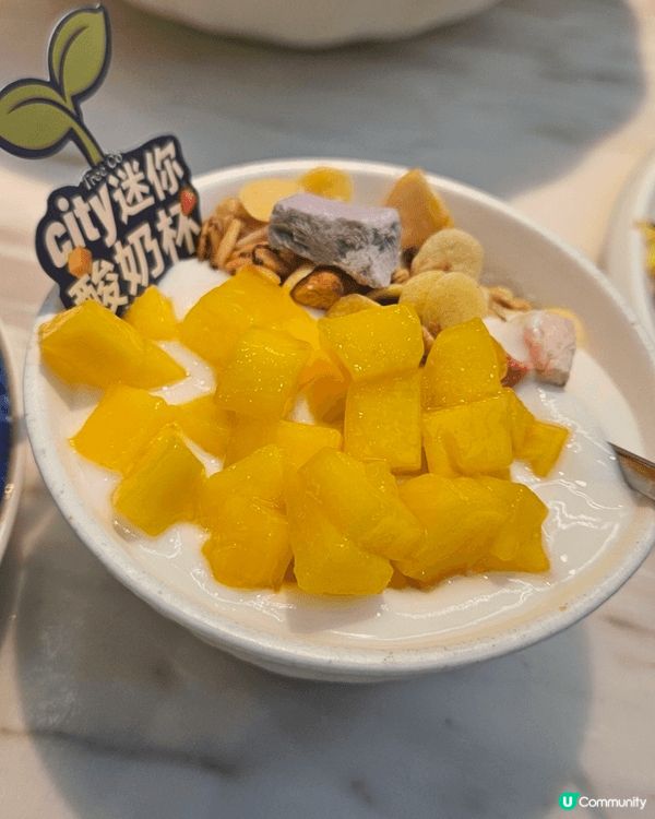 適逢聖誕節，到了深圳福田Cocopark商場食聖誕大餐，在一...