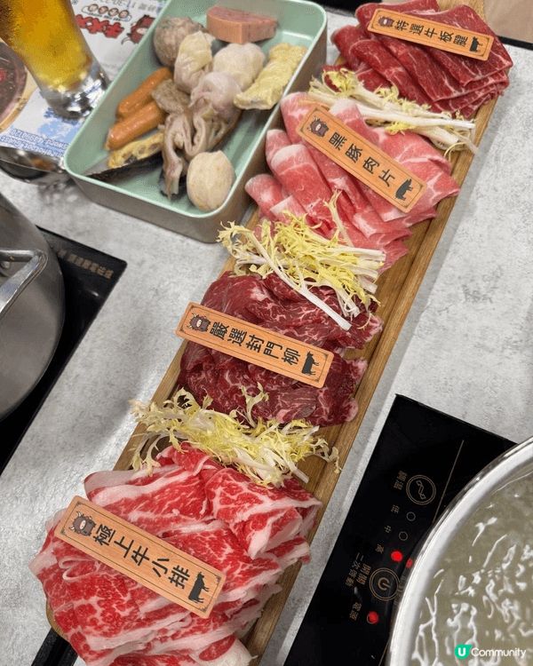 香港人真係好鍾意打邊爐🍲 呢間放題地方大  位置好 食物類別...