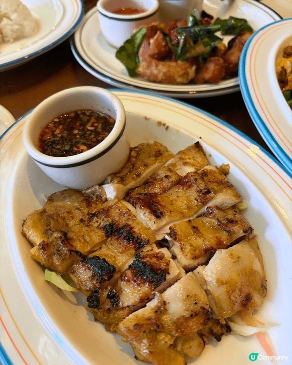 之前經過發現灣仔同銅鑼灣之間有間門面好有特色嘅泰菜，今次特登...