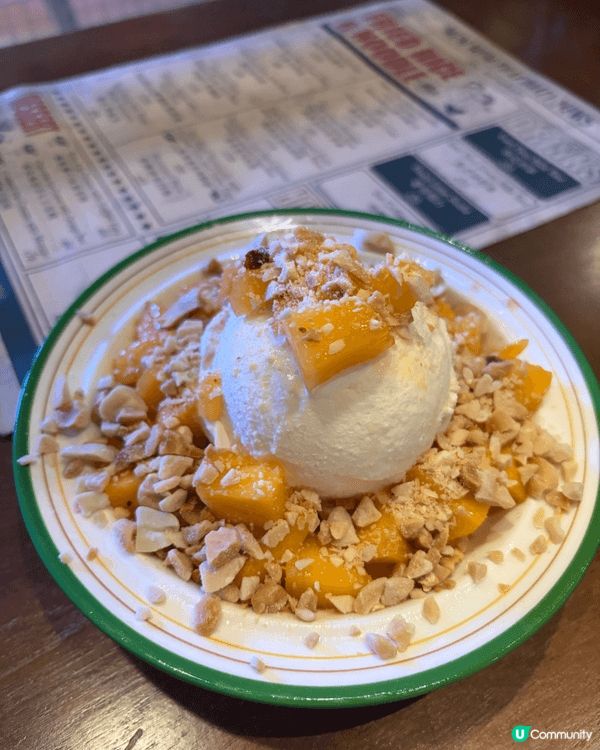 之前經過發現灣仔同銅鑼灣之間有間門面好有特色嘅泰菜，今次特登...