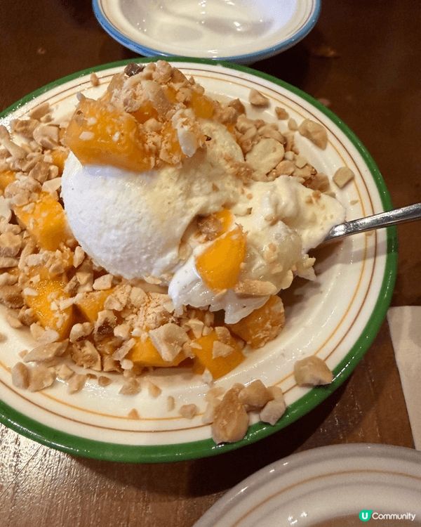 之前經過發現灣仔同銅鑼灣之間有間門面好有特色嘅泰菜，今次特登...