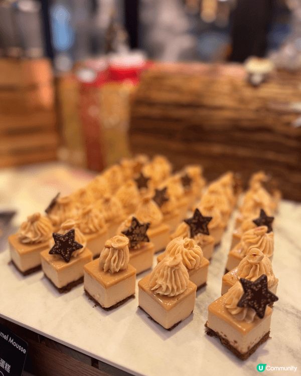 聖誕節跟家人歡度少不了去吃一餐自助餐，豐富的自助餐，令一家人...