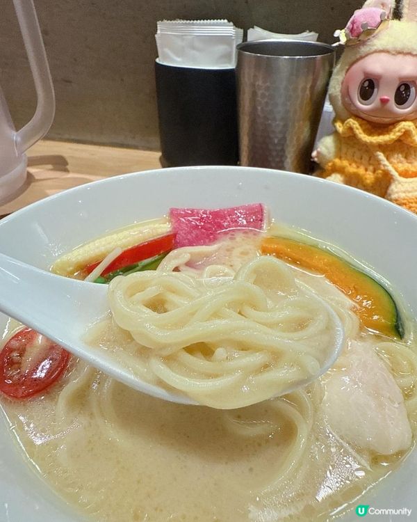 日本吃過懷念雞白湯醬油拉麵| 東京米芝蓮人氣拉麵店