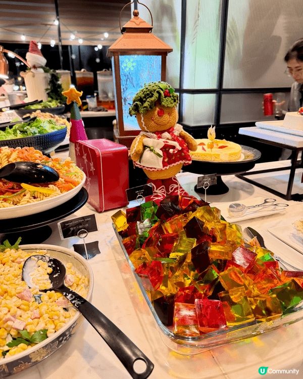 今個聖誕同小朋友去MR. Steak 食半自助餐。主菜牛扒、...