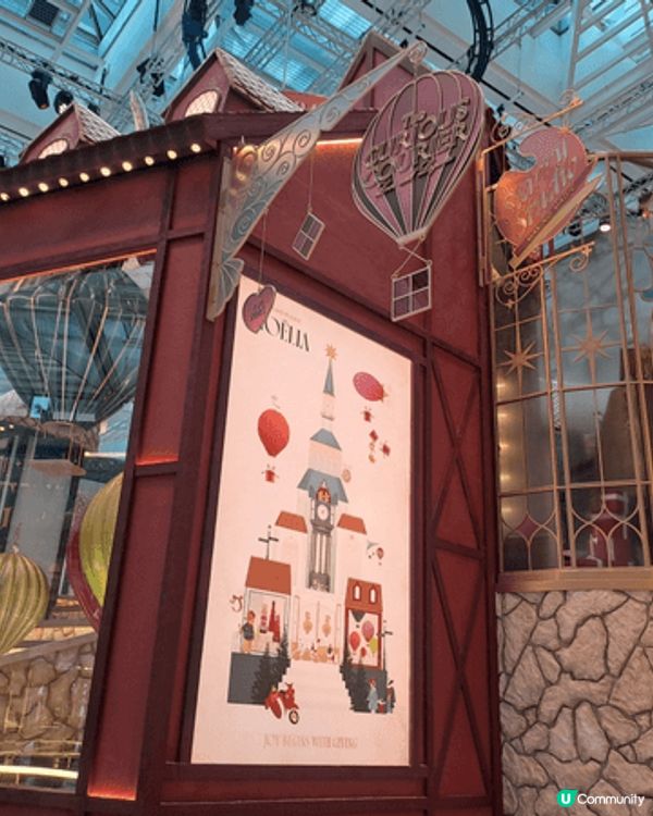 landmark聖誕裝飾， 滿漂亮的，但如果要上去拍照就要花...