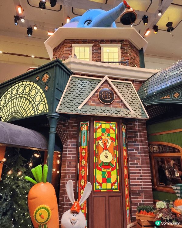 聖誕節一定要同家人或朋友去金鐘太古廣埸欣赏聖誕大型装置, 今...