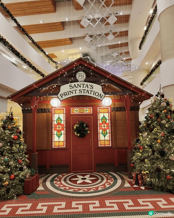 聖誕節一定要同家人或朋友去金鐘太古廣埸欣赏聖誕大型装置, 今...