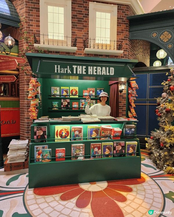 聖誕節一定要同家人或朋友去金鐘太古廣埸欣赏聖誕大型装置, 今...