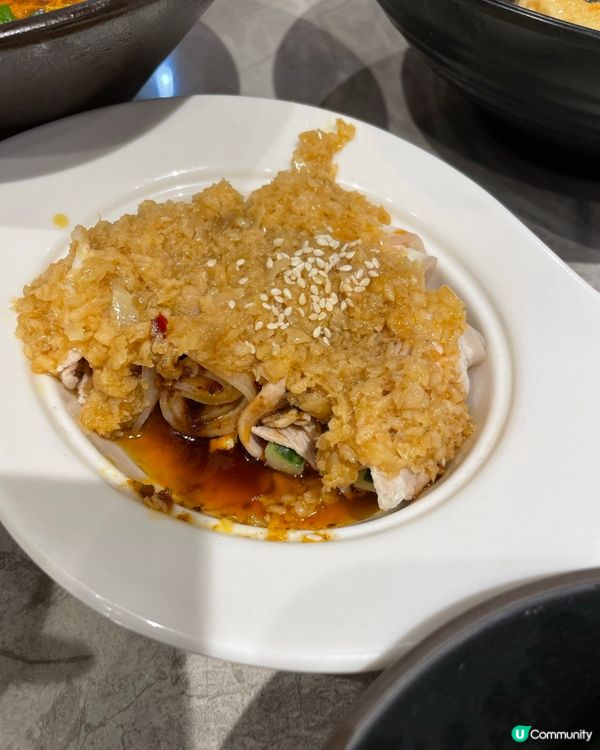 過橋米線😋酸酸地都幾開胃！配料勁多！🍜