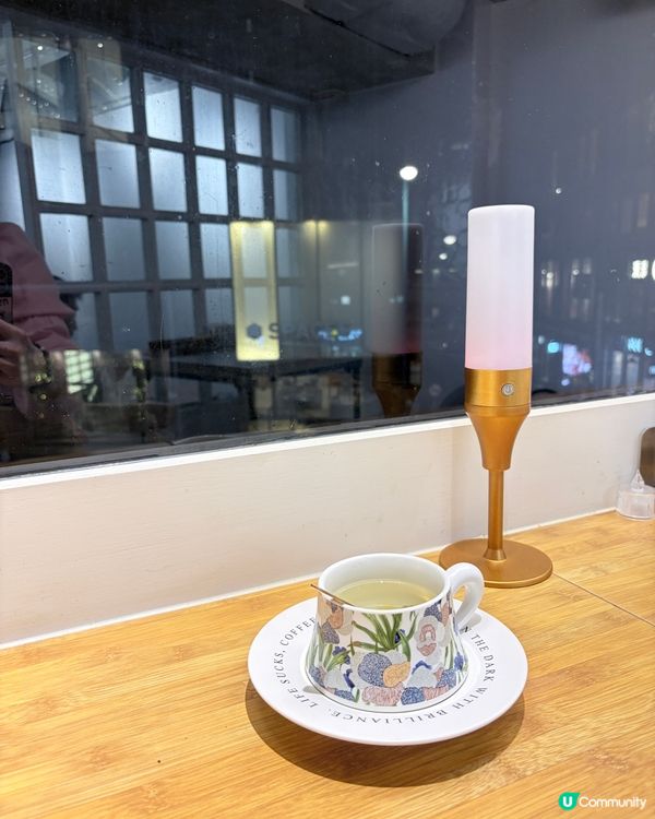 上環覓食記！樓上Cafe推介🤩 叮叮車景一流！