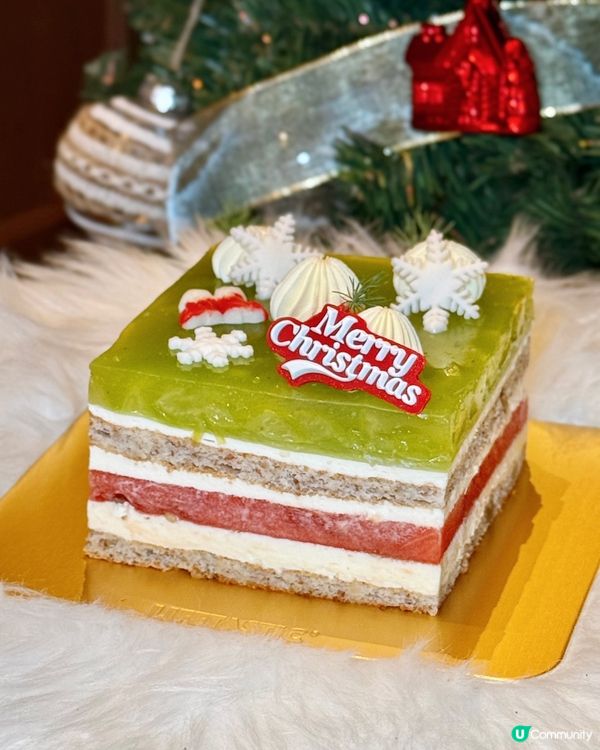 1.  蛋糕控🤤！聖誕限定新口味！🍇🍉🍰