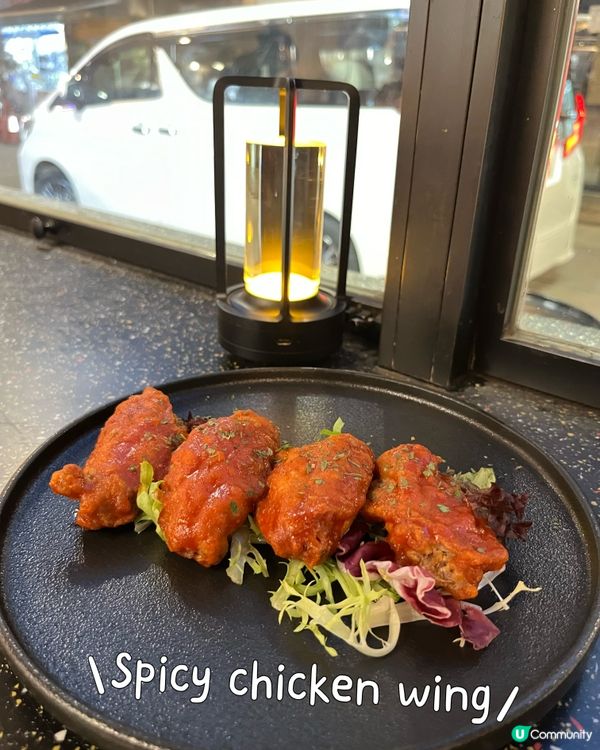 灣仔汕頭街黑膠碟主題餐廳🎧！意粉勁正😋！