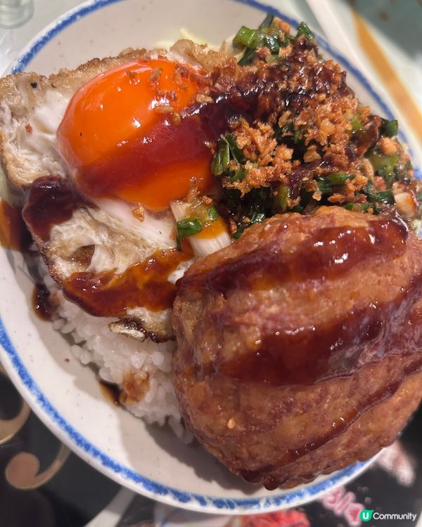  金飯館肉餅飯份量足，食完真係飽