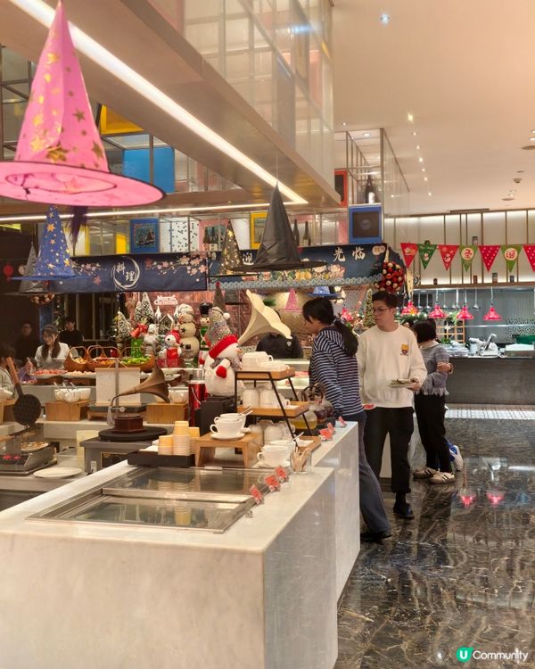 深圳硬石酒店自助餐$1xx ，火鍋海鮮甜品都齊