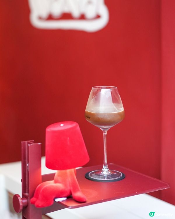 上環私藏咖啡蒲點 紅色新裝+凍檸賓☕️🐶 