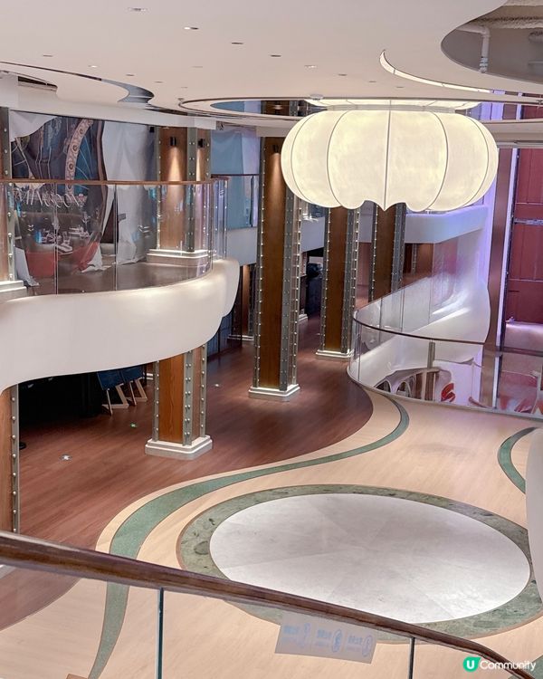 深圳人氣打卡景點| 白天華麗,晚上夢幻｢明華輪｣郵輪