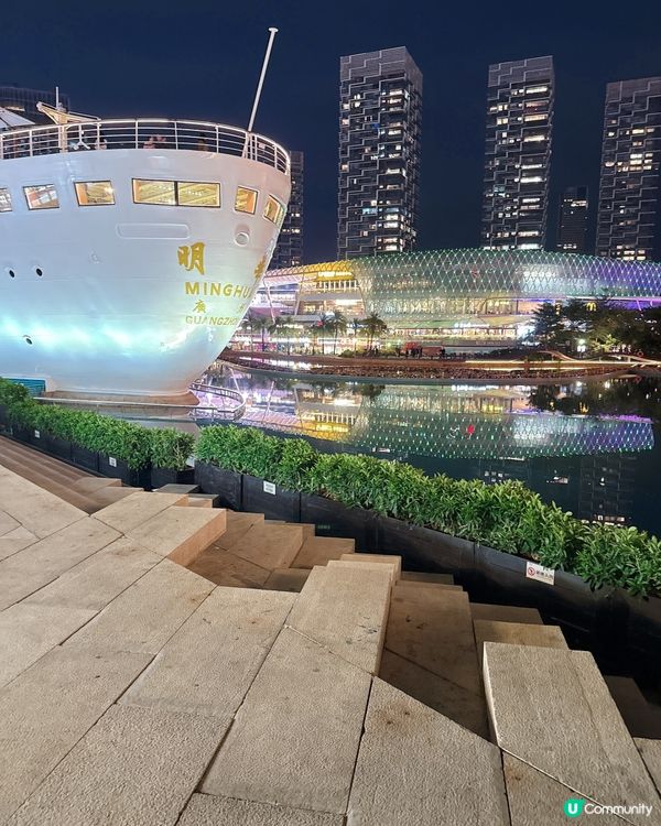 深圳人氣打卡景點| 白天華麗,晚上夢幻｢明華輪｣郵輪