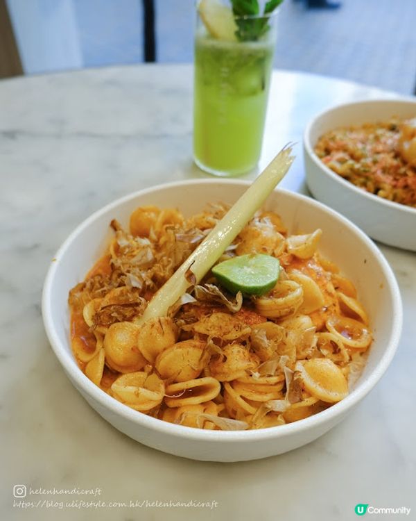 【吃下大角咀】悠閒白色cafe美味卷卷意粉 - HABITŪ table